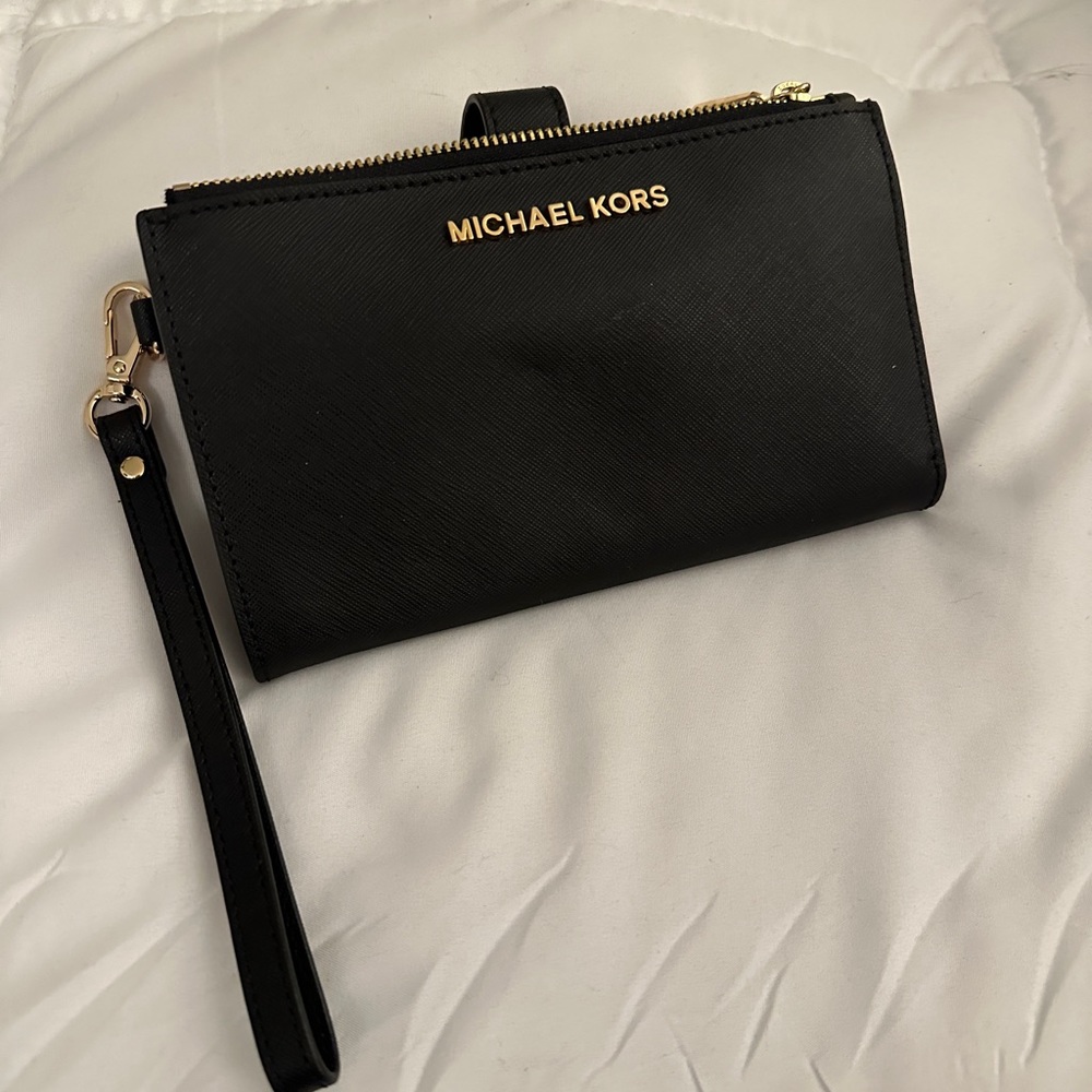 Michael Kors Adele Double-Zip Pebble Leather Phone Wristlet